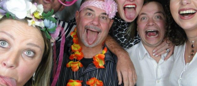 Thatchwood’s Black & White Fundraiser
